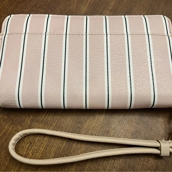NWOT Lauren Conrad wallet/ wristlet. - Picture 2 of 3